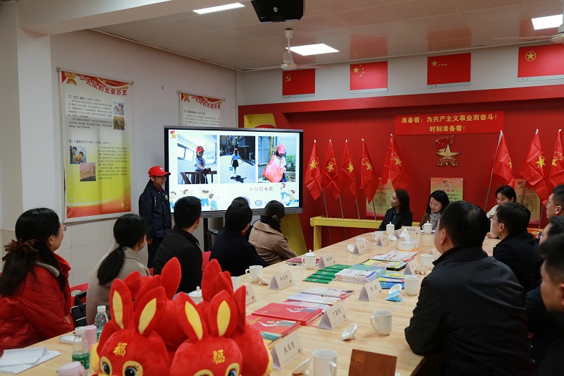 彙報照(zhào)片9.JPG