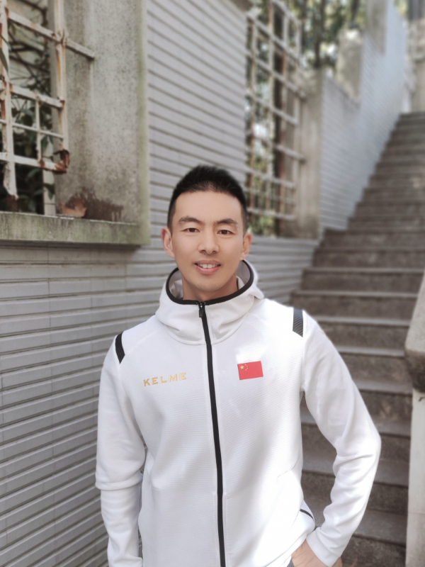 陳志華老師照(zhào)片.png