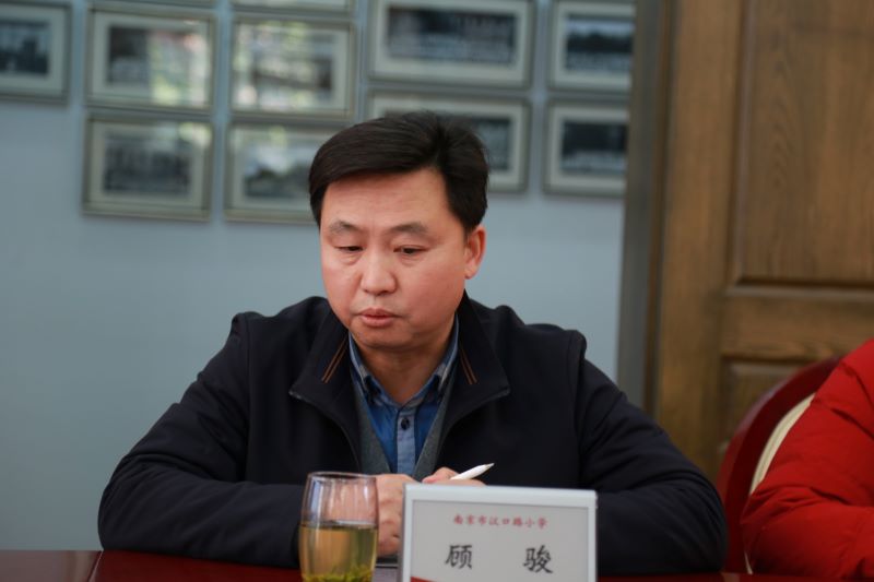 10.顧駿校長.JPG